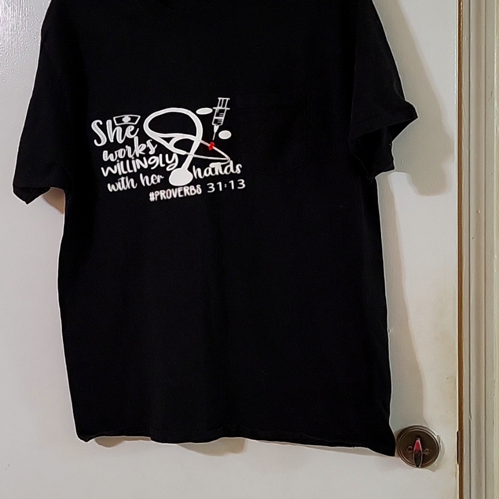 Hanes black Tshirt